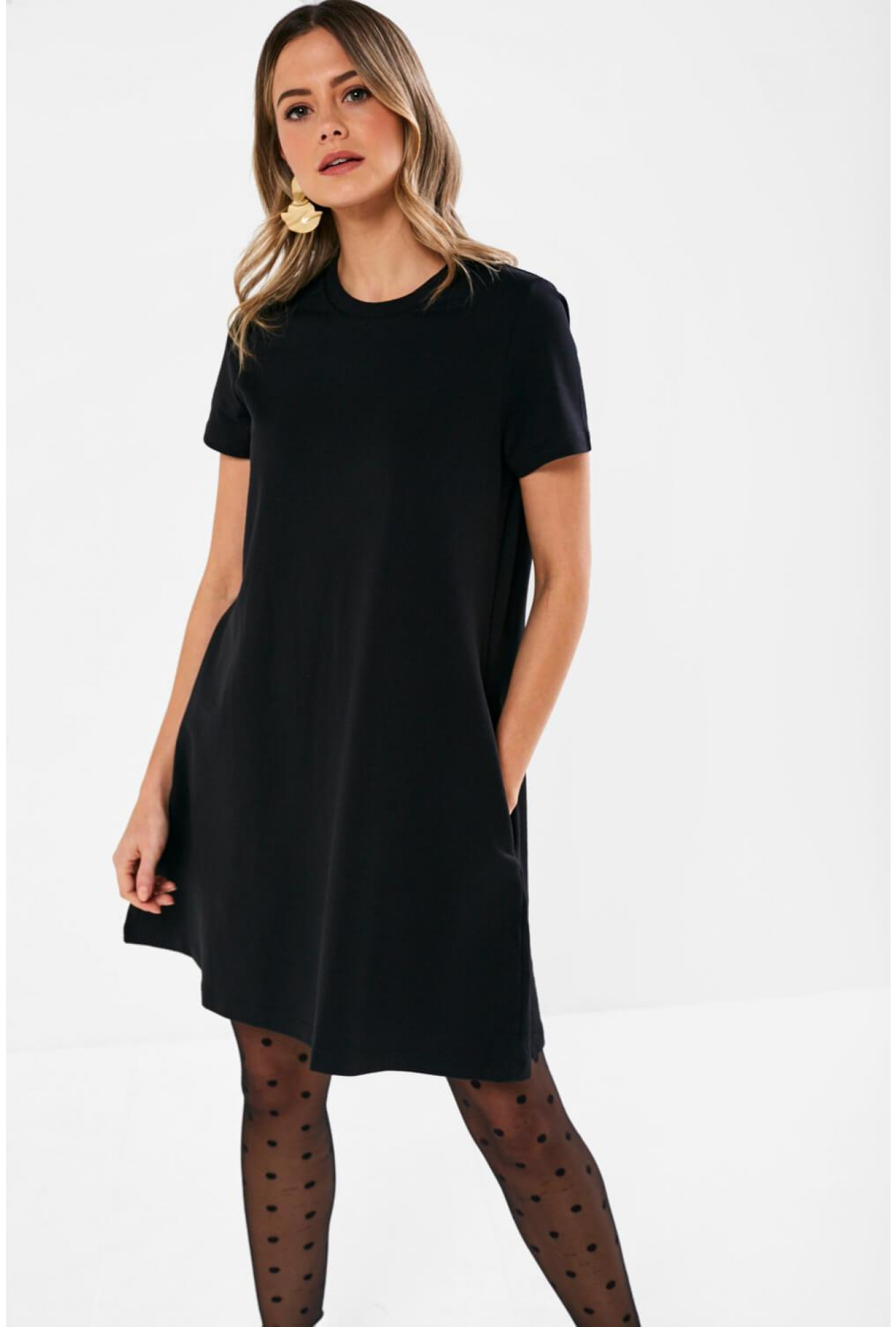 t shirt dress with tights