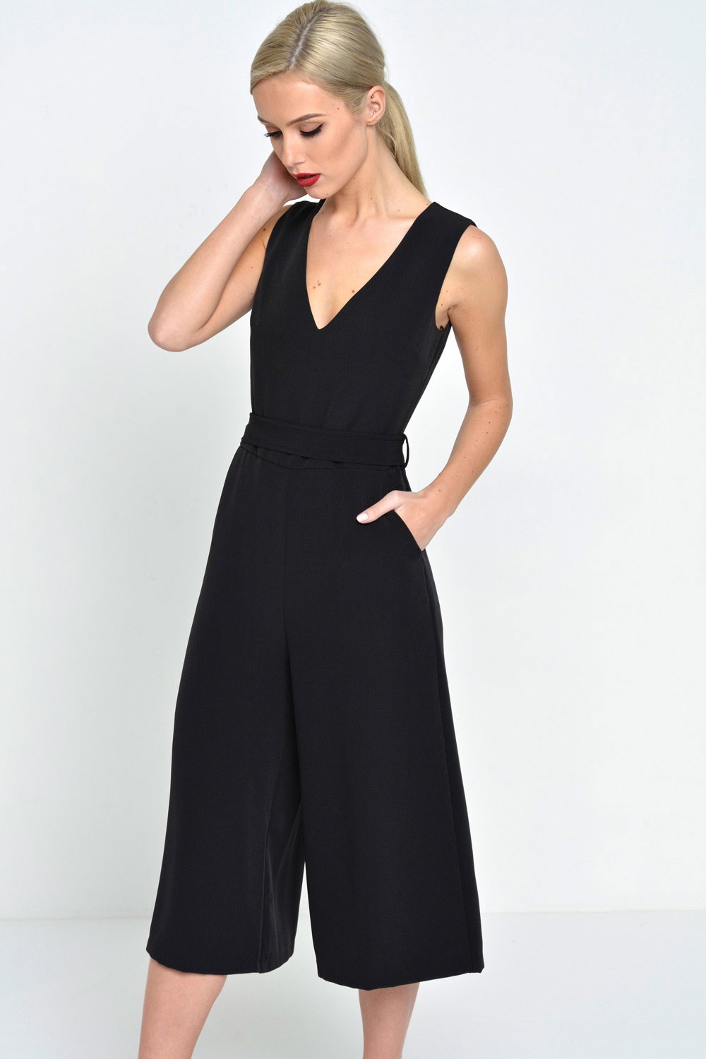 iCLOTHING Donna Culotte Jumpsuit in Black | iCLOTHING