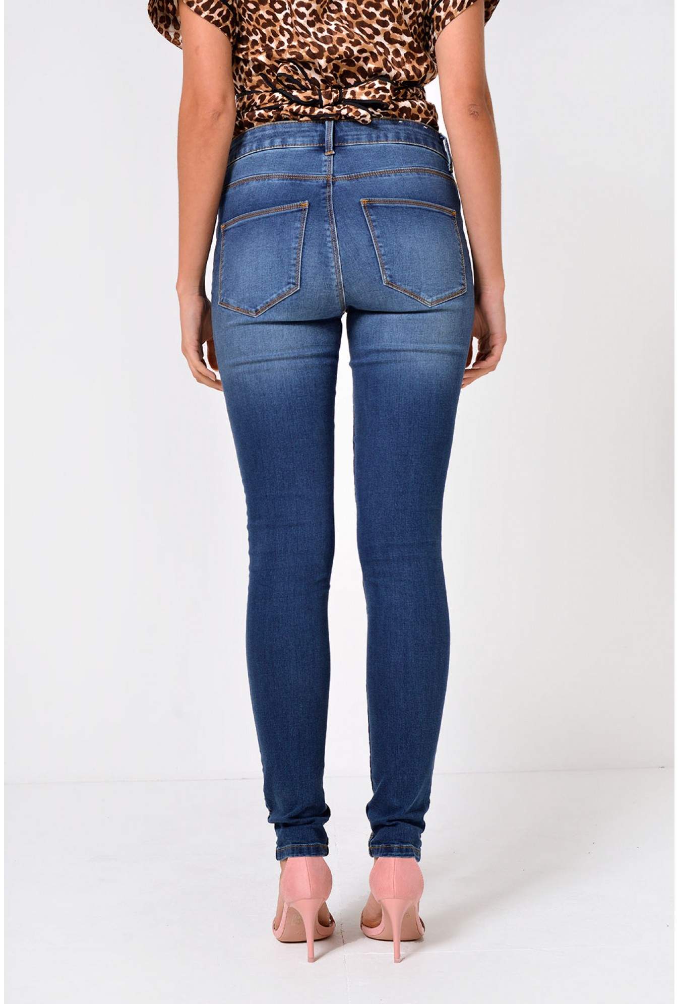 Vila Commit Felicia RW Slim Jeans in Blue | iCLOTHING