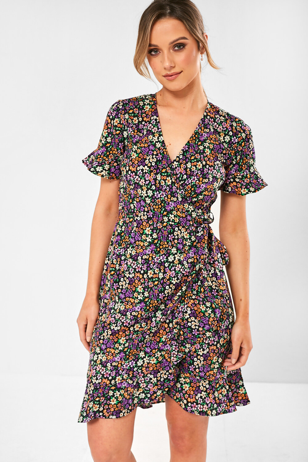 Only Olivia Floral Print Dress in Black | iCLOTHING - iCLOTHING