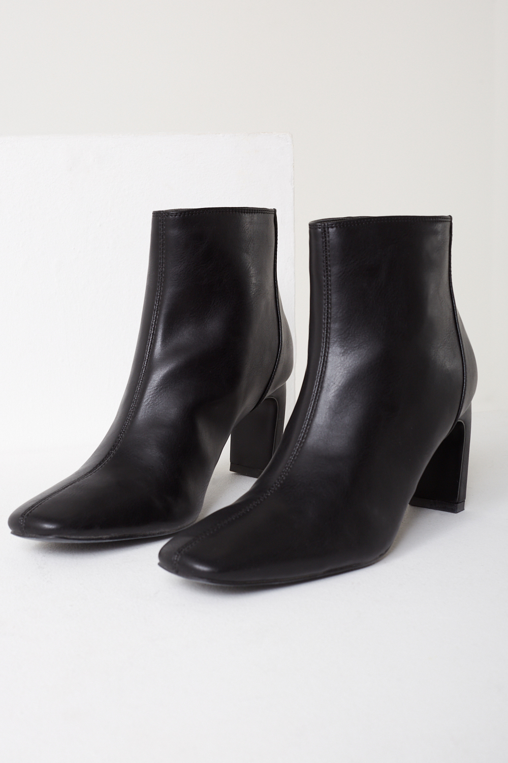 Vero Moda Tessa Heeled Ankle Boots in Black | iCLOTHING - iCLOTHING