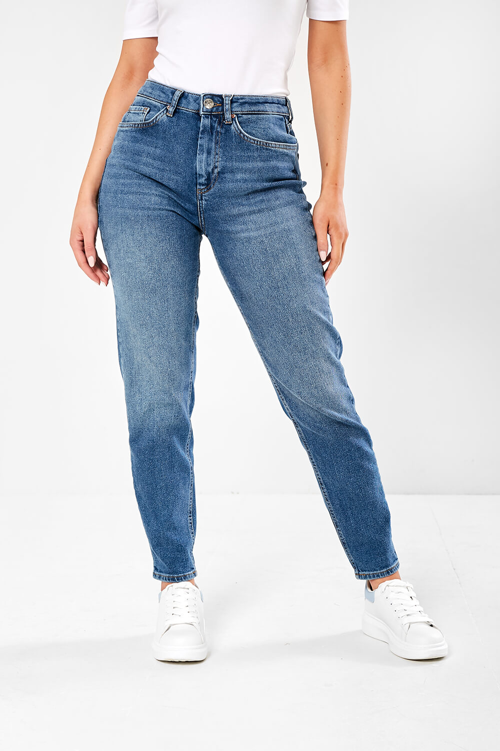Only Veneda High Rise Mom Jeans in Dark Blue | iCLOTHING - iCLOTHING